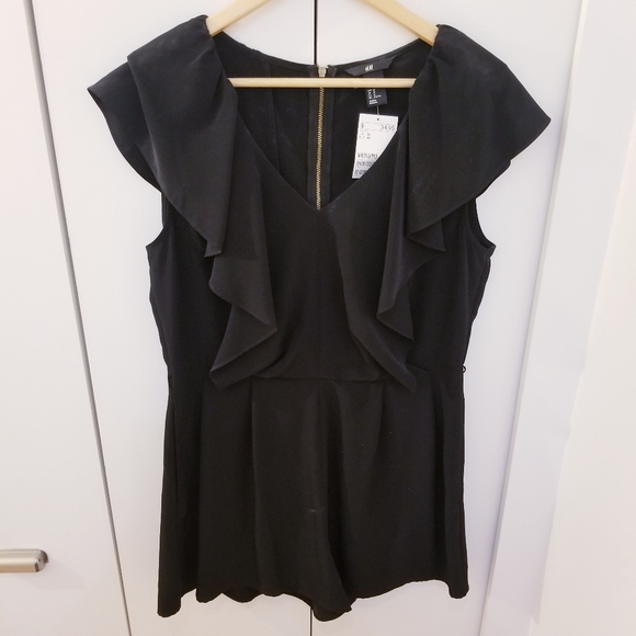 NWT H&M Black Gold Romper Dress Shorts - Picture 1 of 7